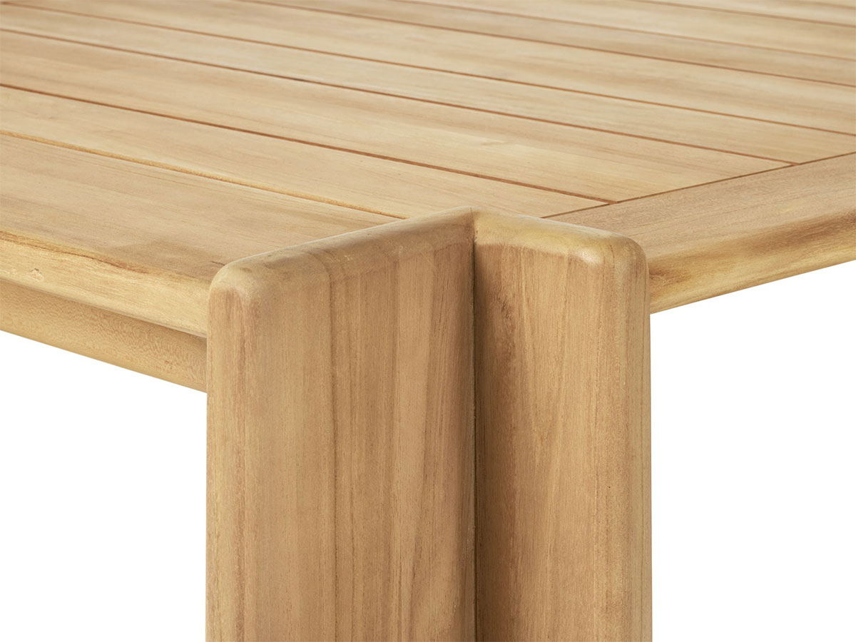 Gubi Atmosfera Outdoor Table
