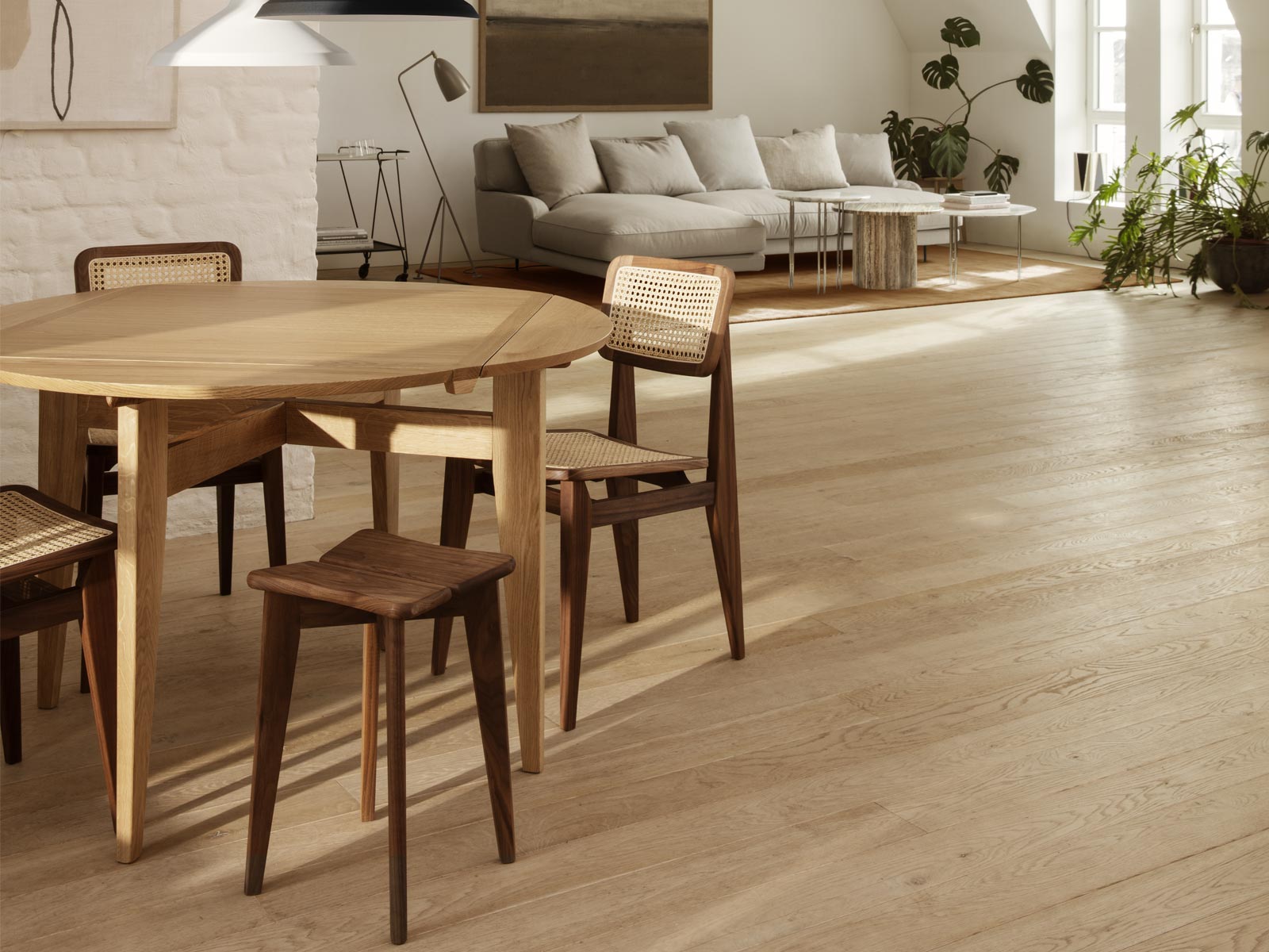 Gubi B Table