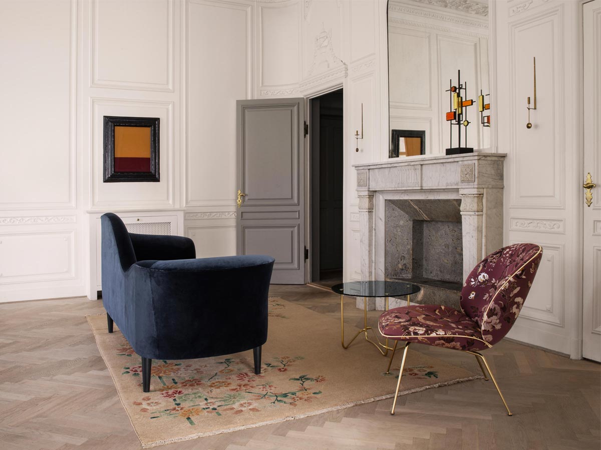 Gubi Beetle Lounge Chair Conic Base