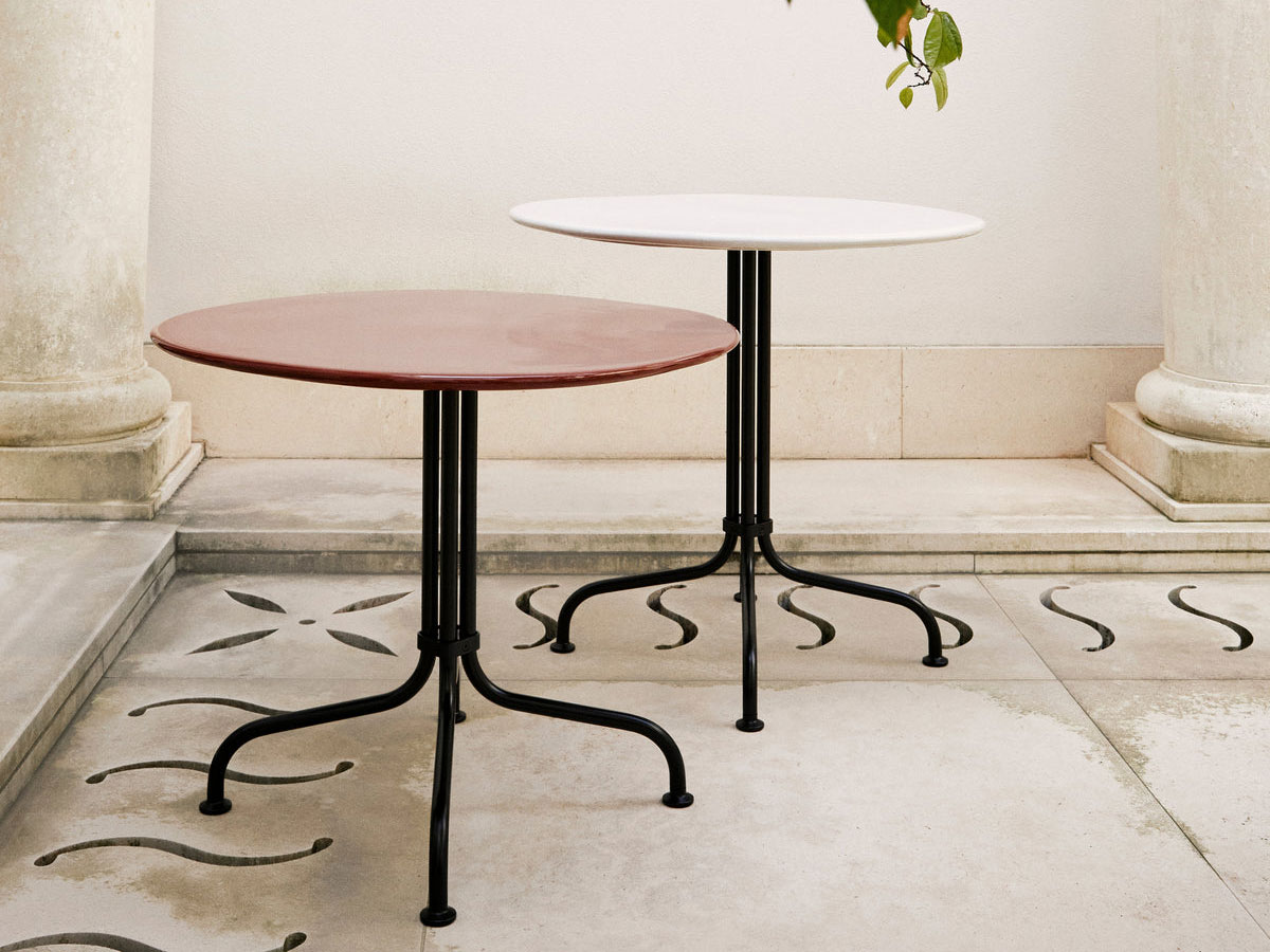 Gubi Carmel Bistro Dining Table