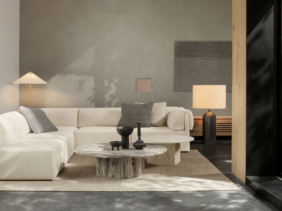 Gubi Epic Coffee Table Round O110