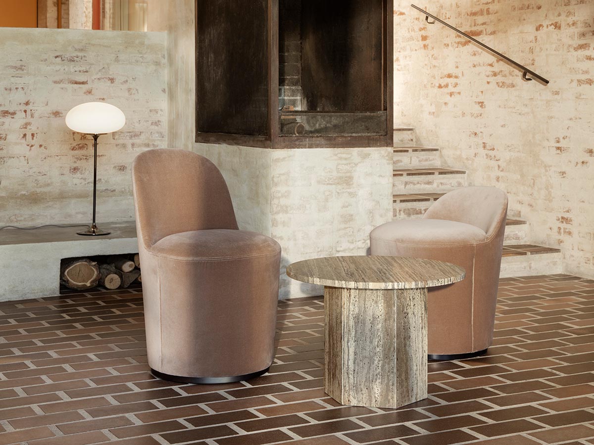 Gubi Epic Coffee Table Round O80