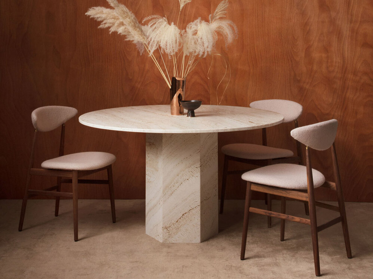 Gubi Epic Table