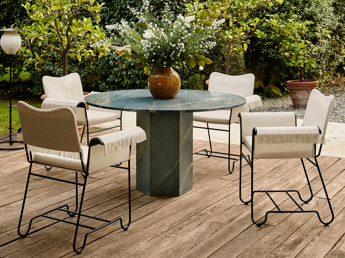 Gubi Epic Outdoor Dining Table Round