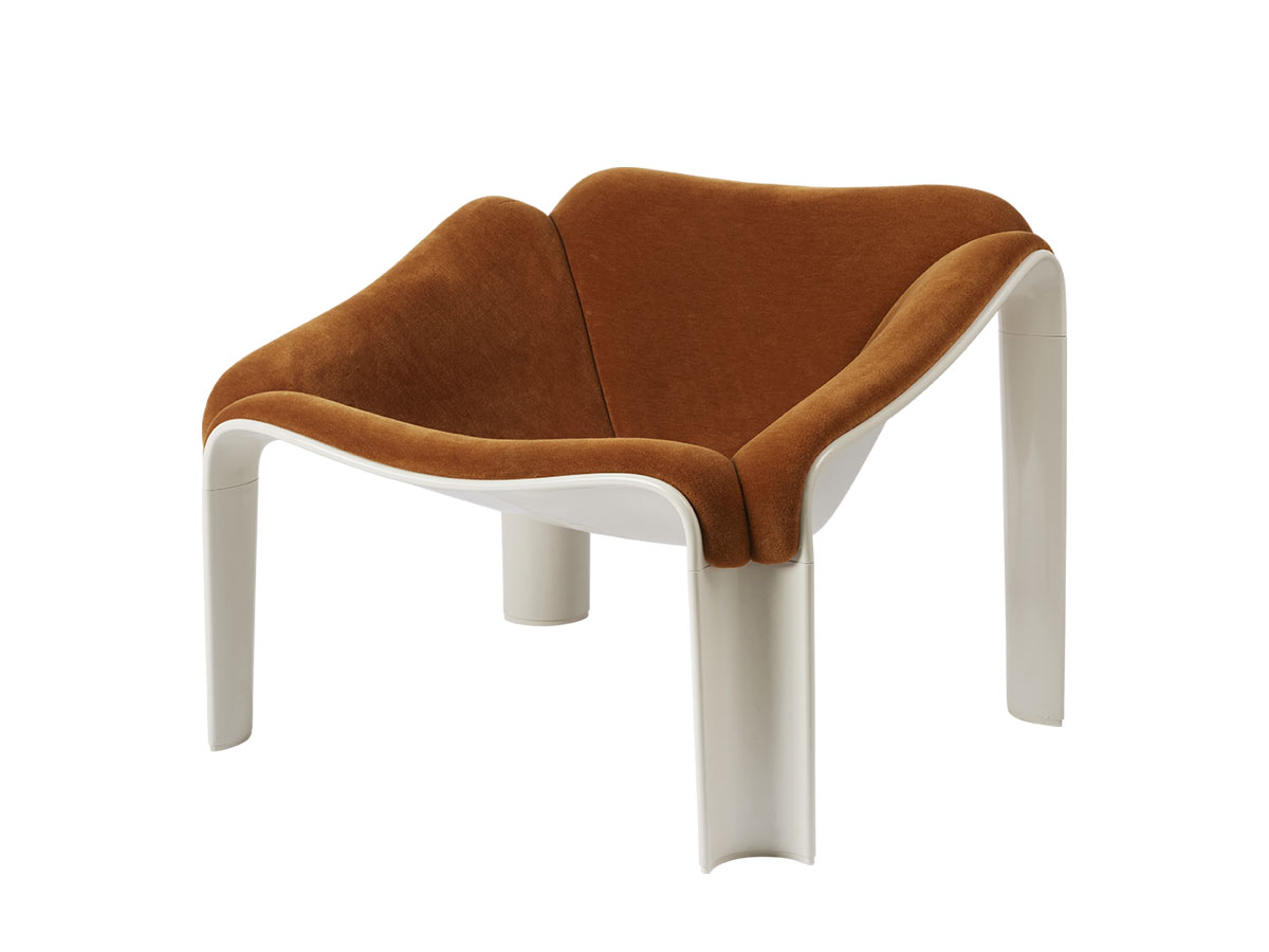 Gubi F300 Lounge Chair