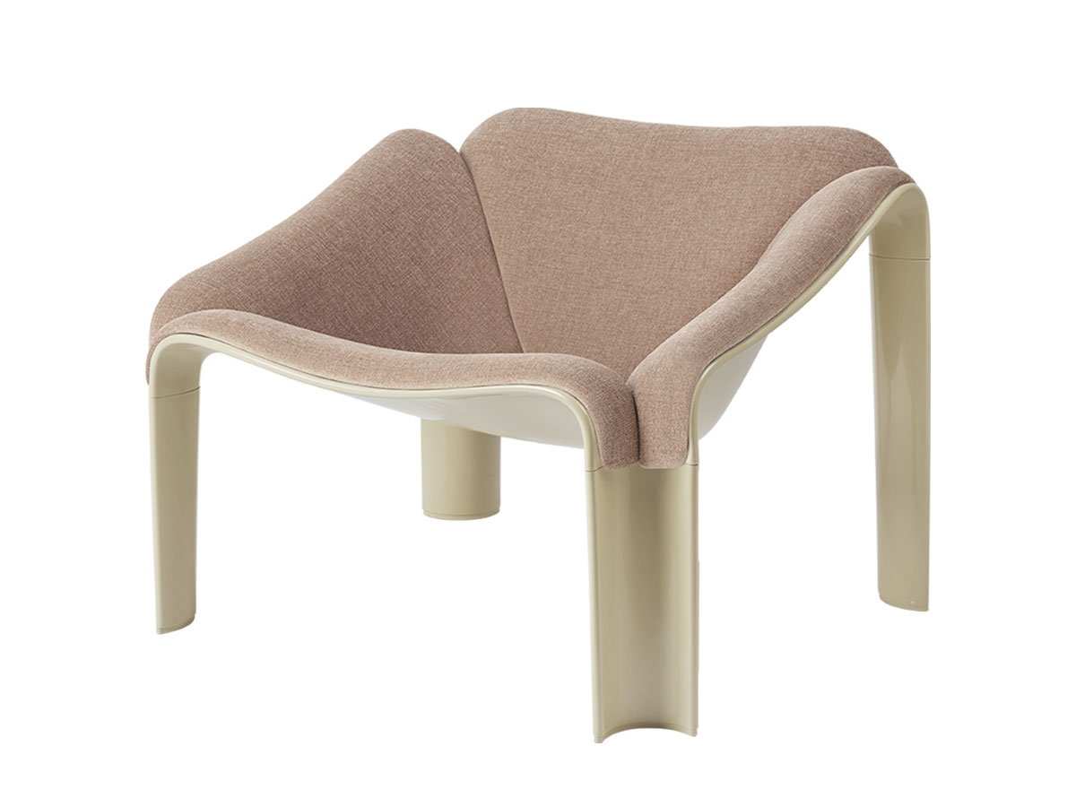 Gubi F300 Lounge Chair