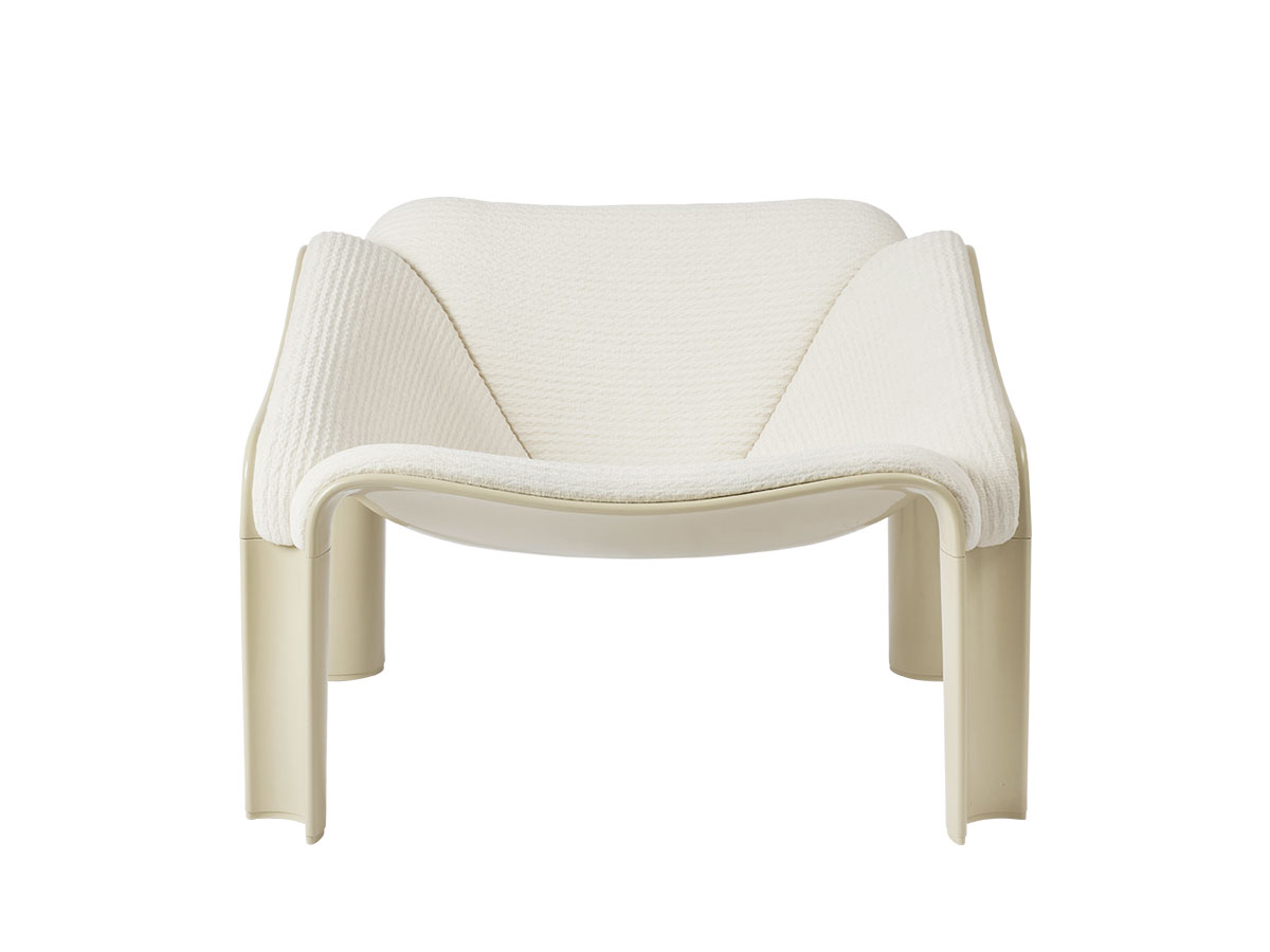 Gubi F300 Lounge Chair