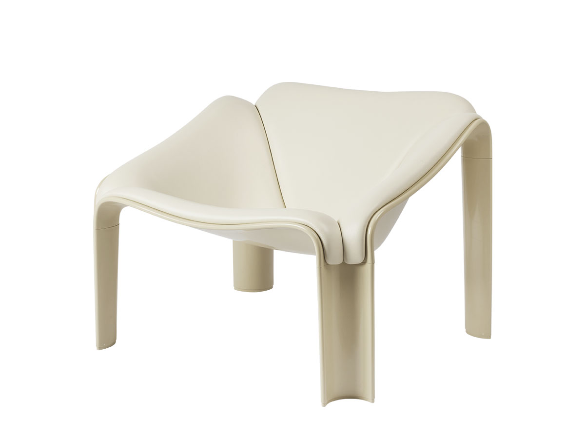 Gubi F300 Lounge Chair