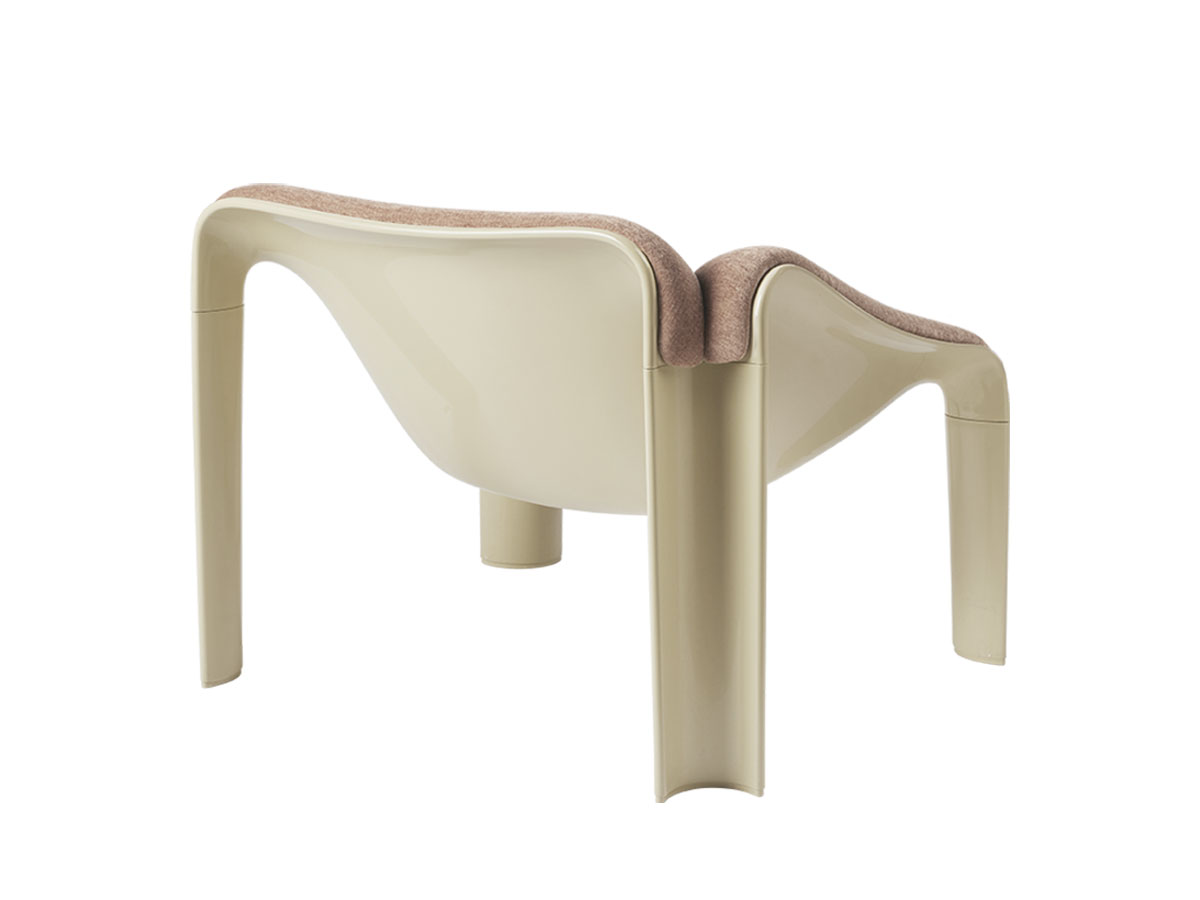 Gubi F300 Lounge Chair