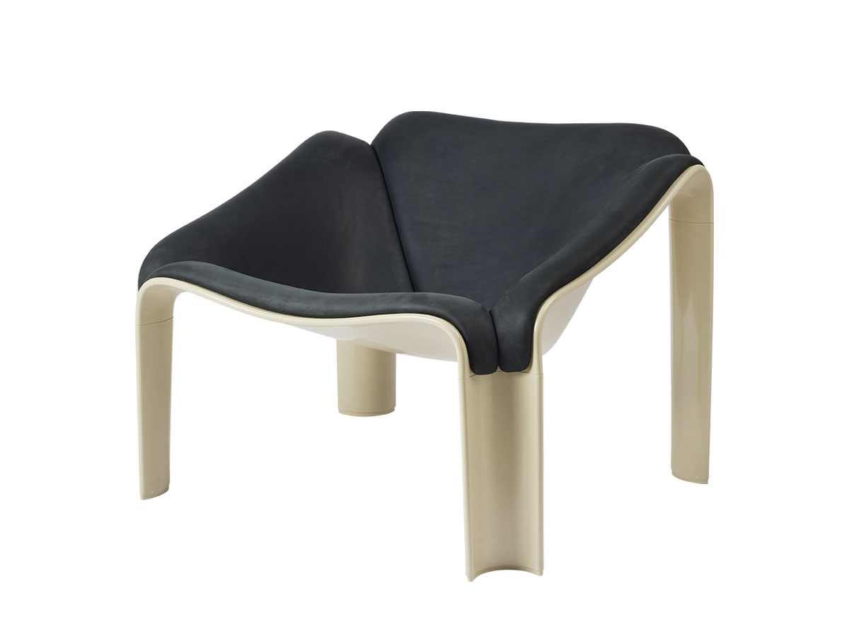 Gubi F300 Lounge Chair