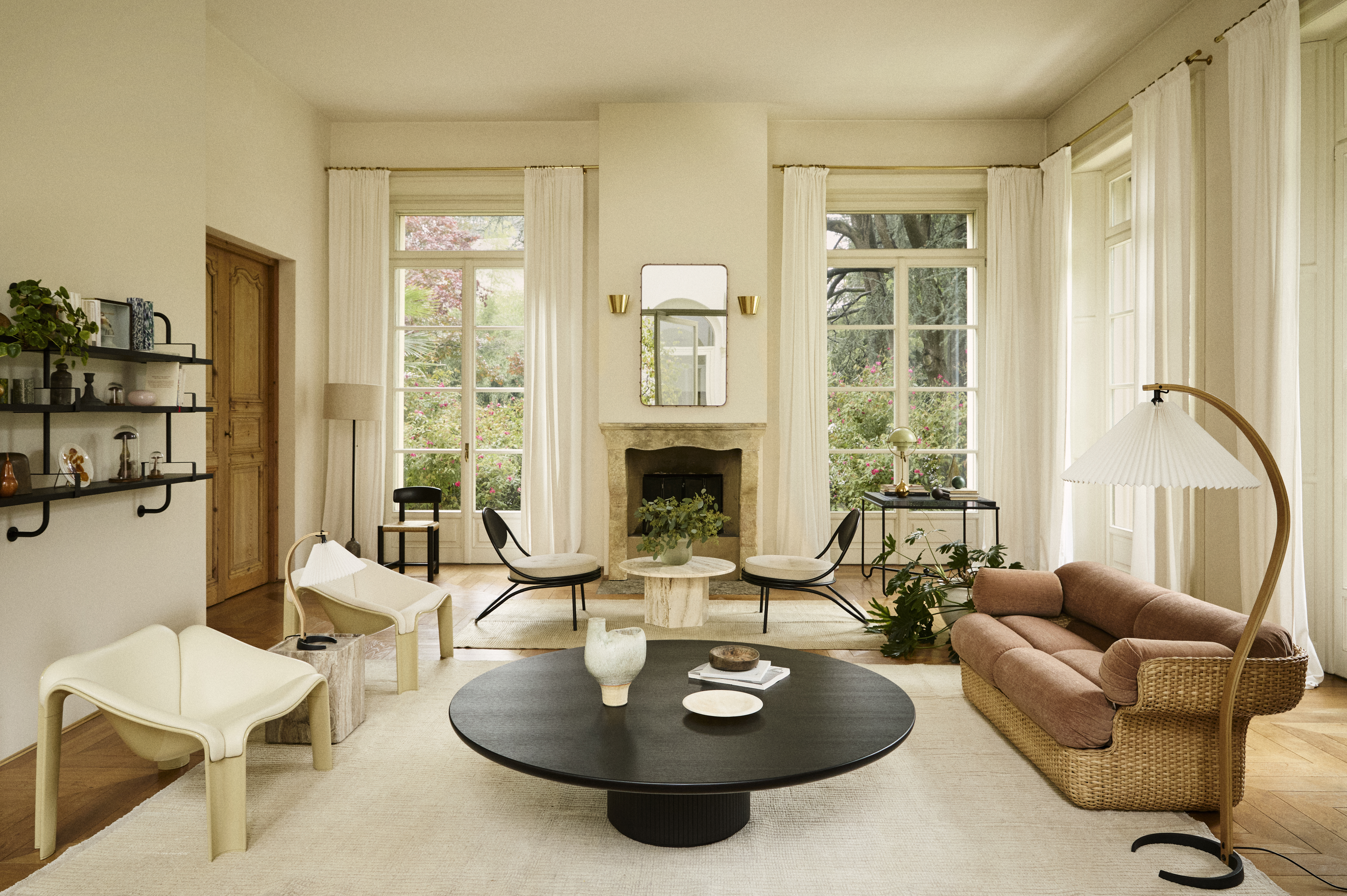 Gubi F300 Lounge Chair