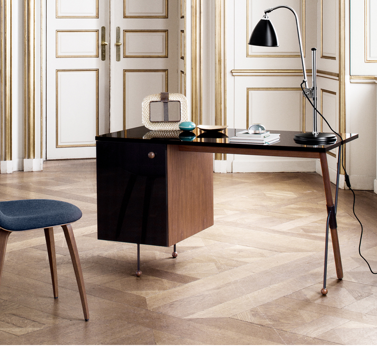 Gubi Grossman Desk 62 Series