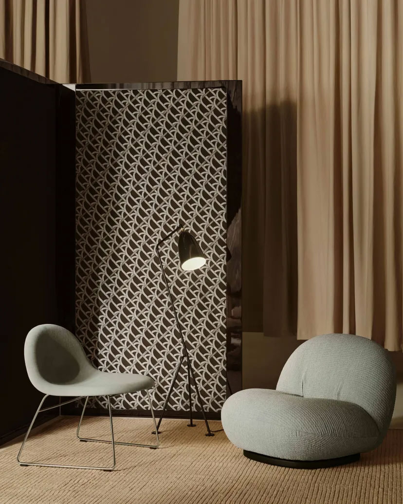 Gubi 3d Lounge Chair Polished Stainless Steel Base