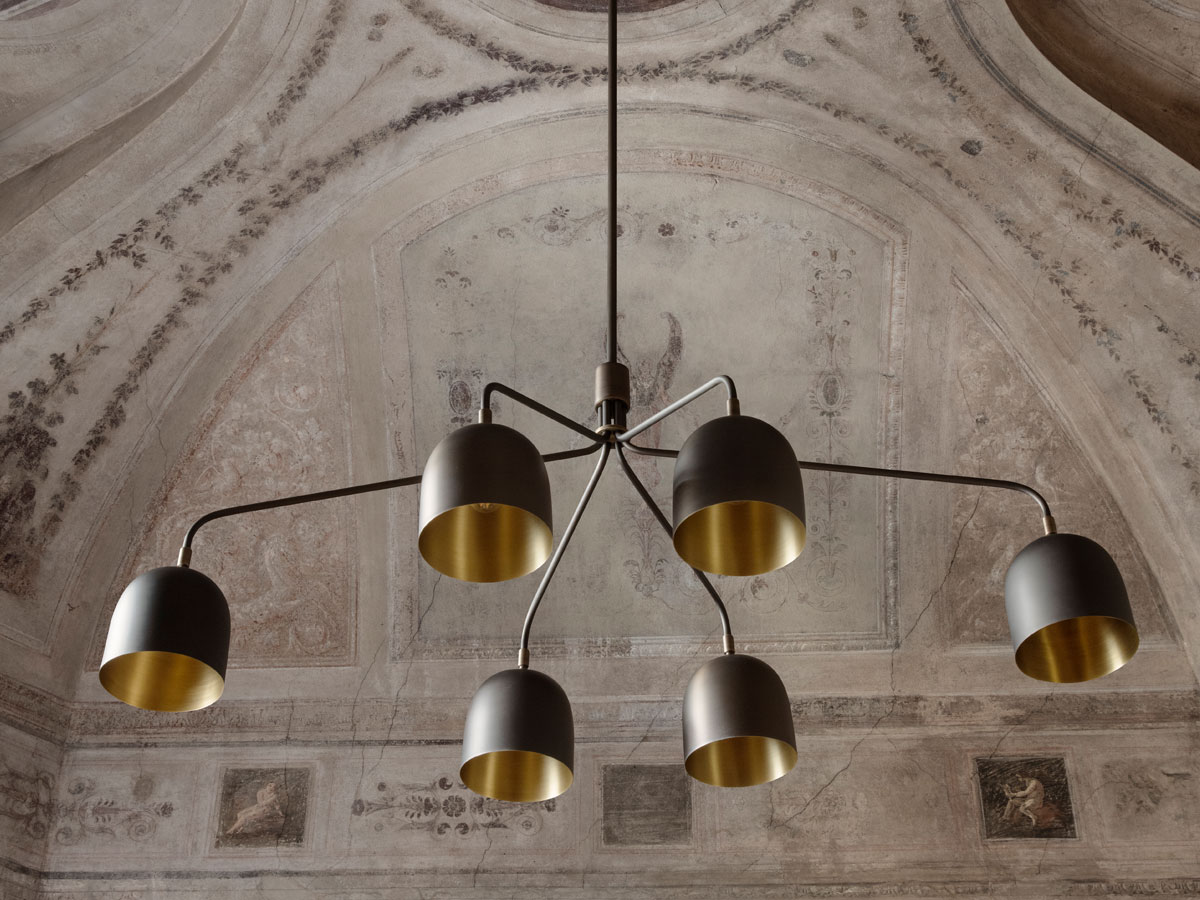 Gubi Howard 6 Arms Chandelier