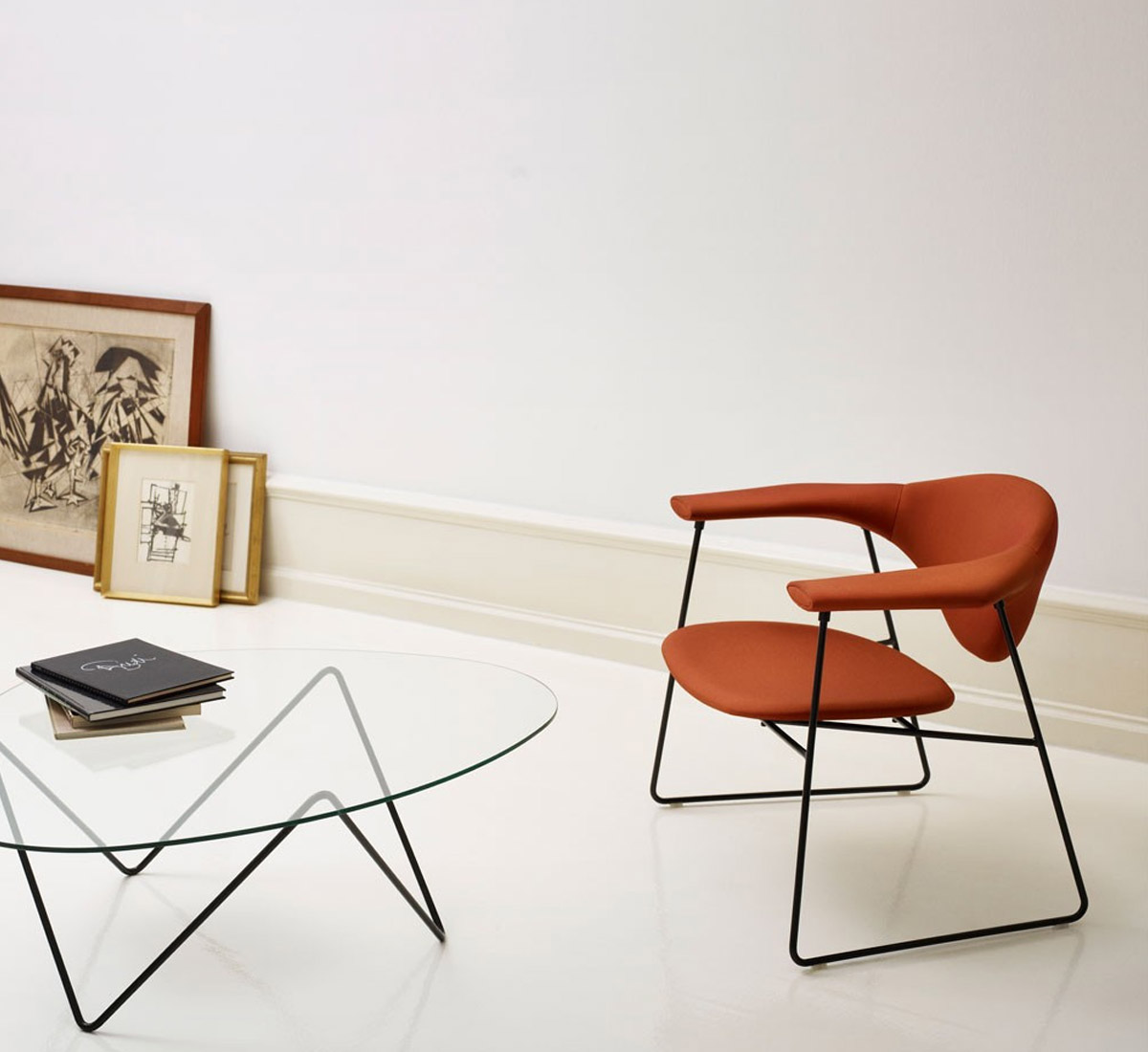 Gubi Masculo Dining Chair Sledge Base