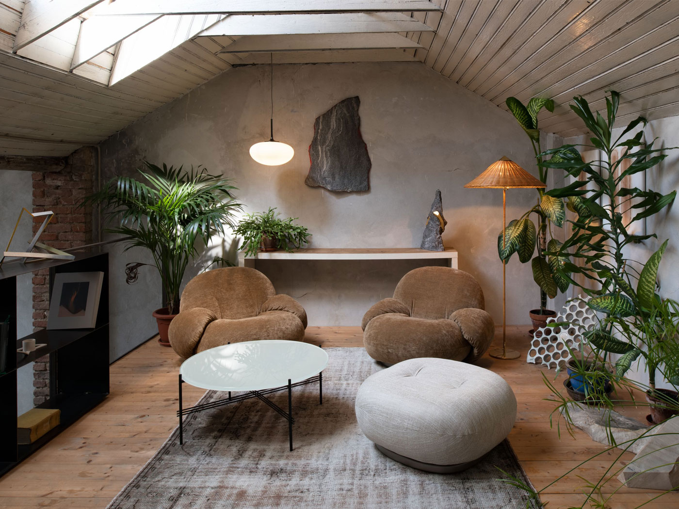 Gubi Pacha Lounge Chair With Armrest