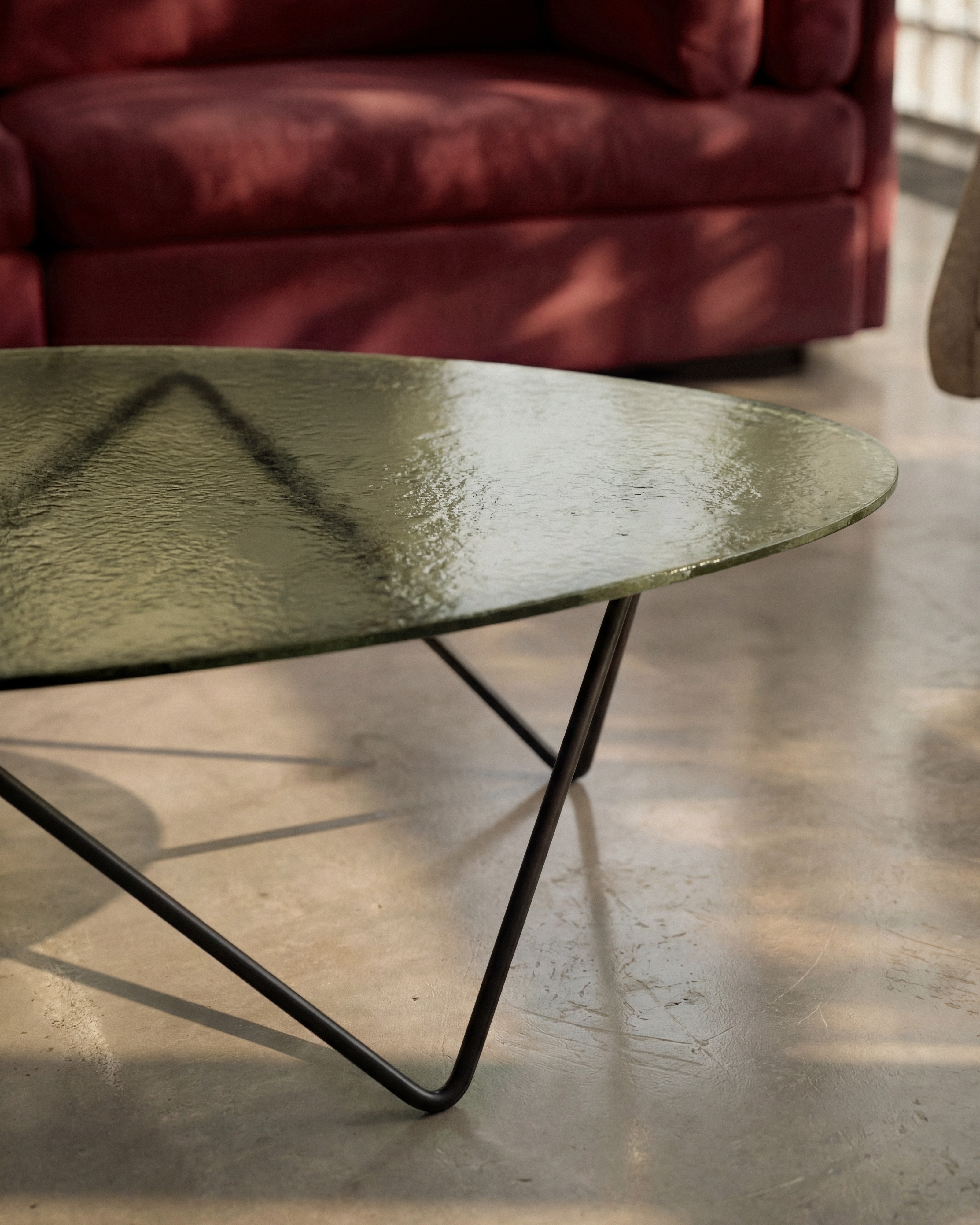 Gubi Pedrera Coffee Table Structured Glass