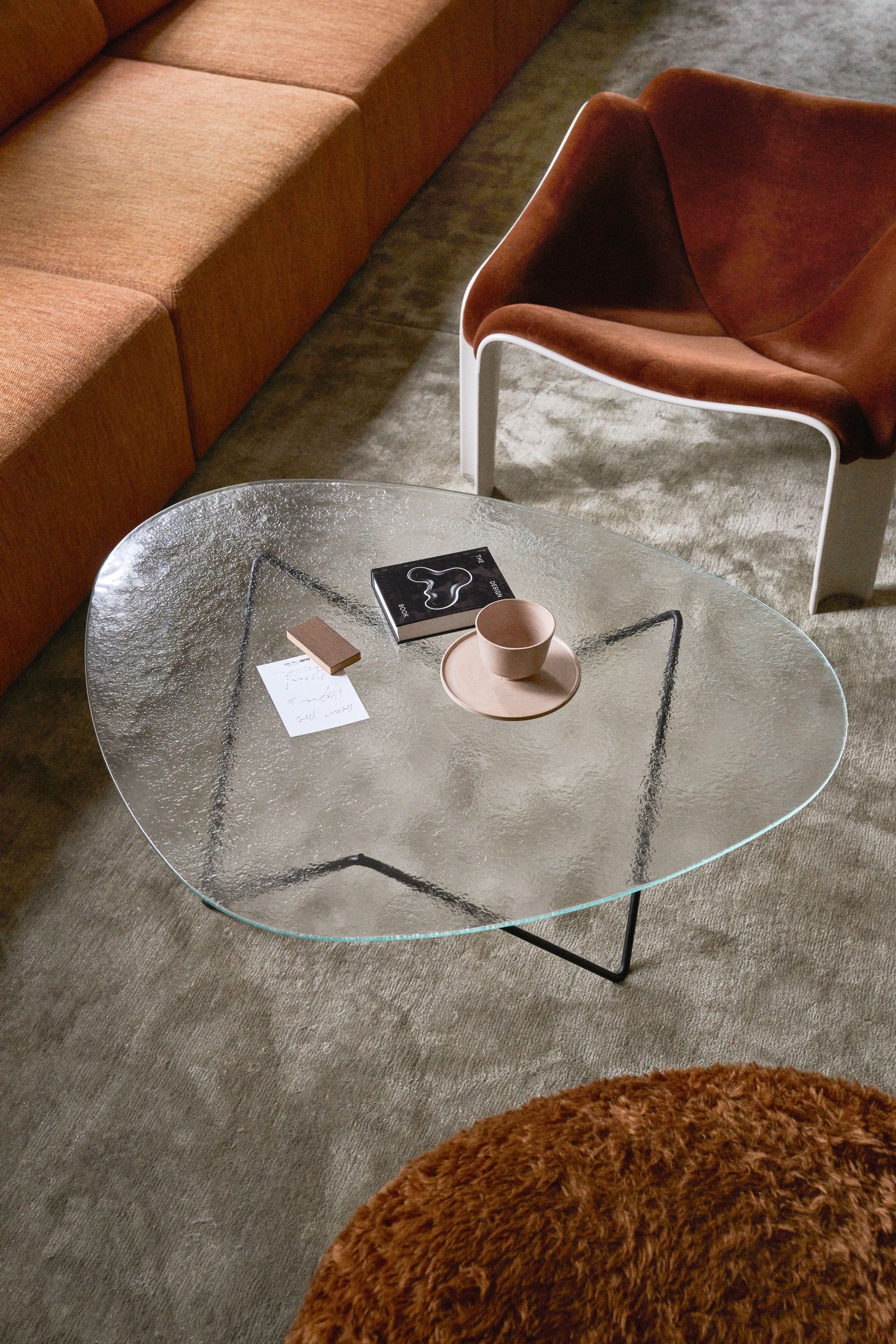 Gubi Pedrera Coffee Table Structured Glass