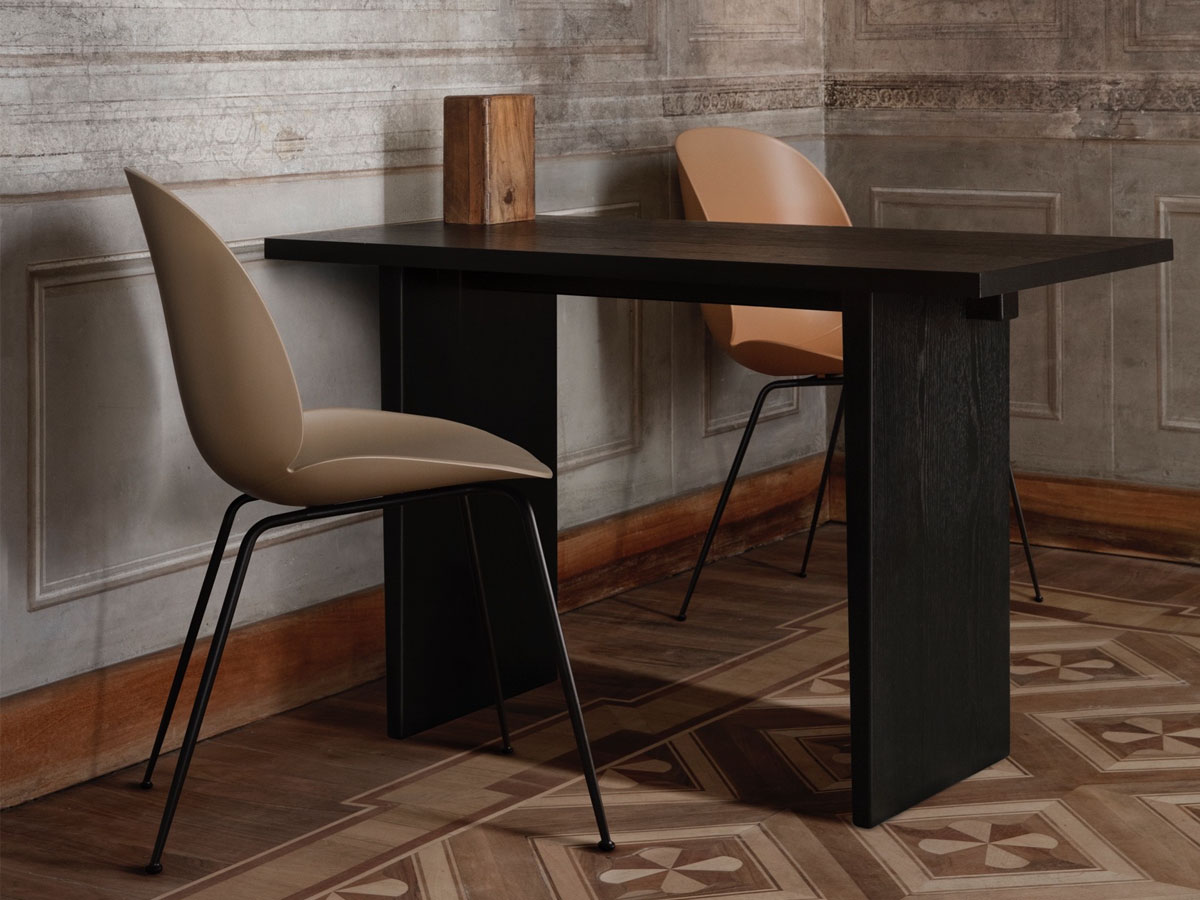 Gubi Private Desk