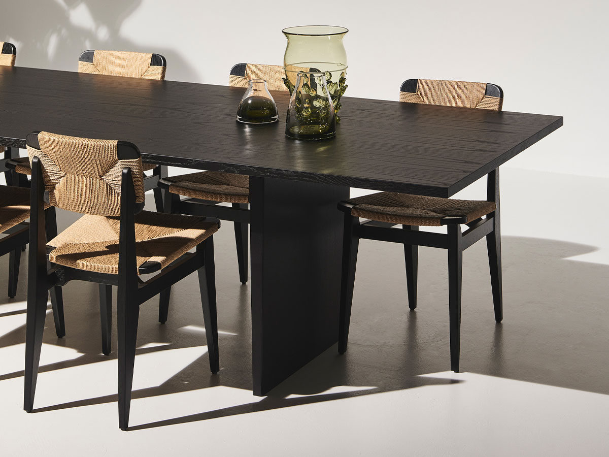Gubi Private Dining Table 260
