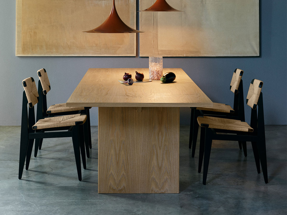 Gubi Private Dining Table 260
