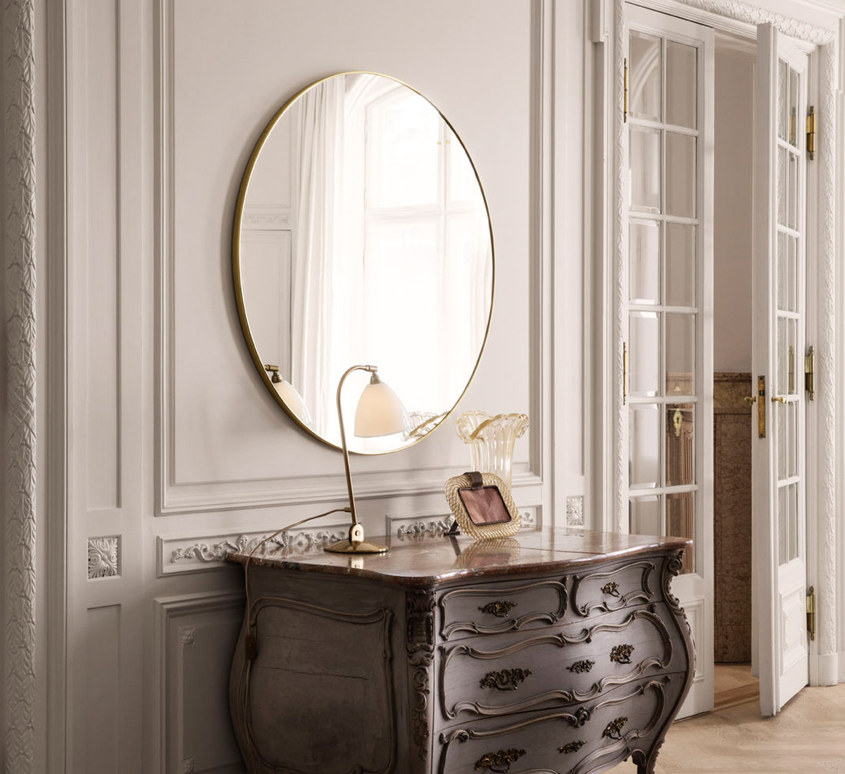 Gubi Round Wall Mirror Polished Brass
