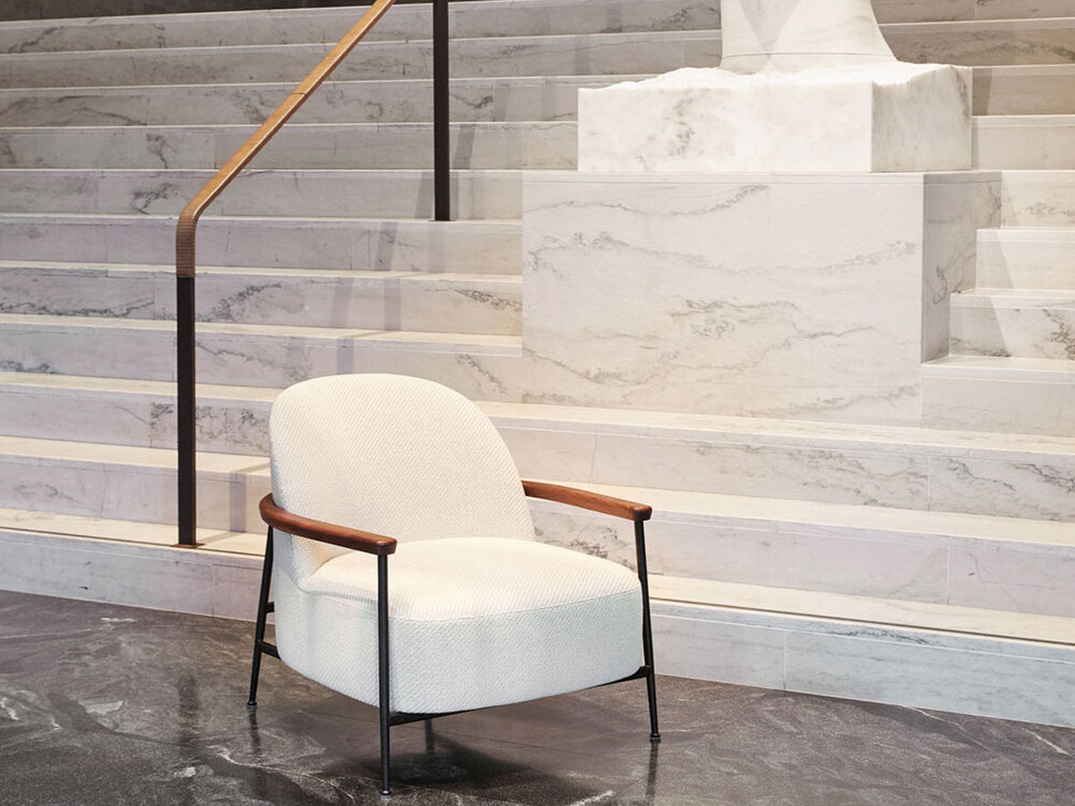 Gubi Sejour Lounge Chair With Armrest
