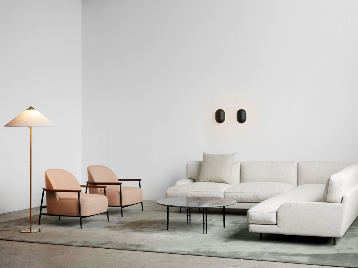 Gubi Sejour Lounge Chair With Armrest