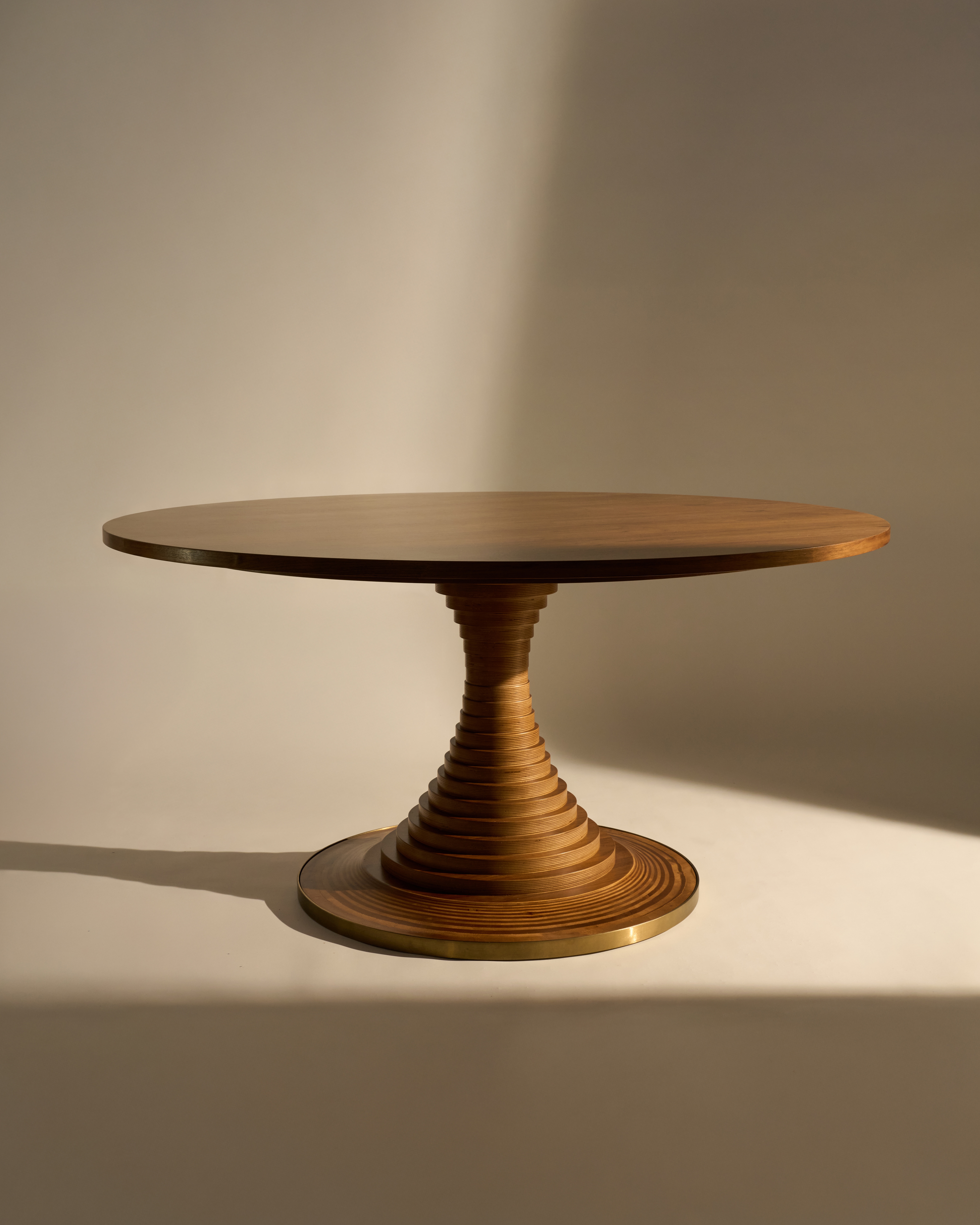 Gubi Tavolo A Dischi Table O 150 Cm