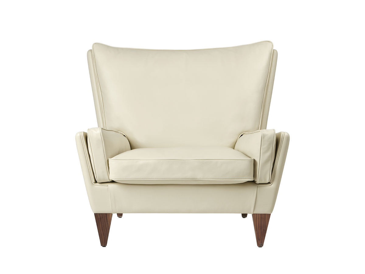 Gubi V11 Lounge Chair