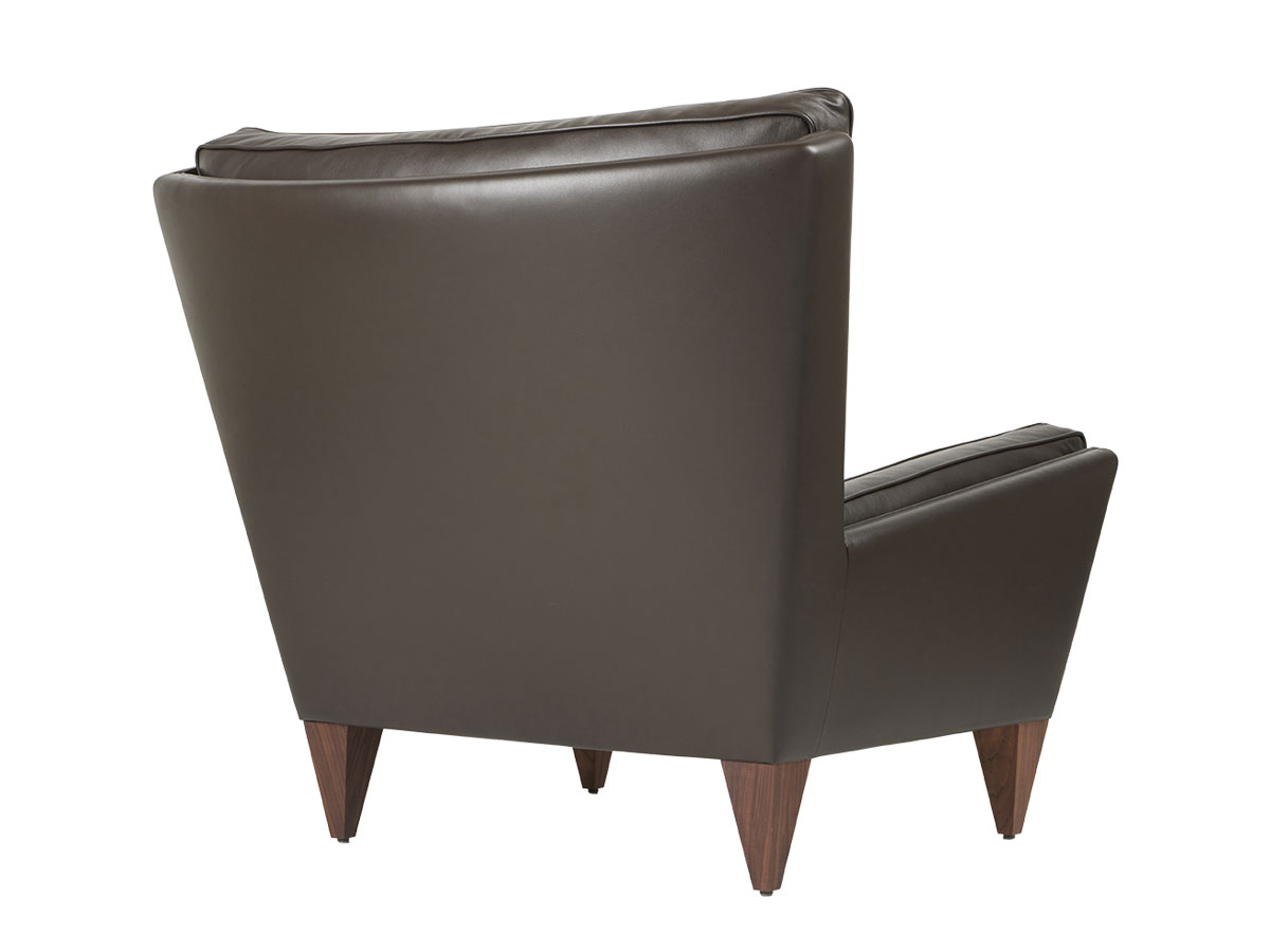 Gubi V11 Lounge Chair