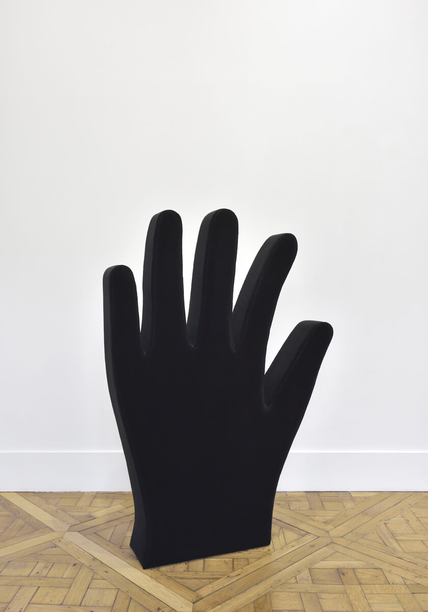 Gufram Mano Sculpture