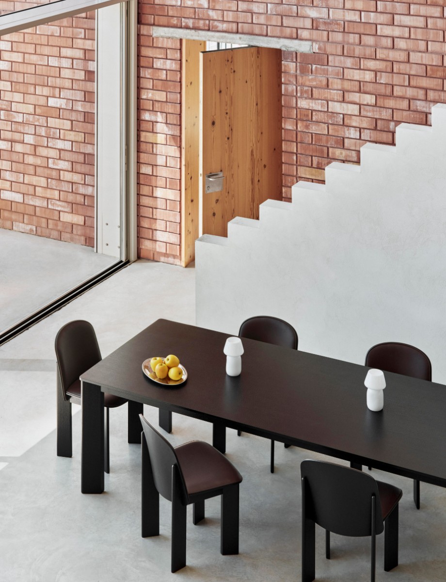 Hay Chisel 30 Table