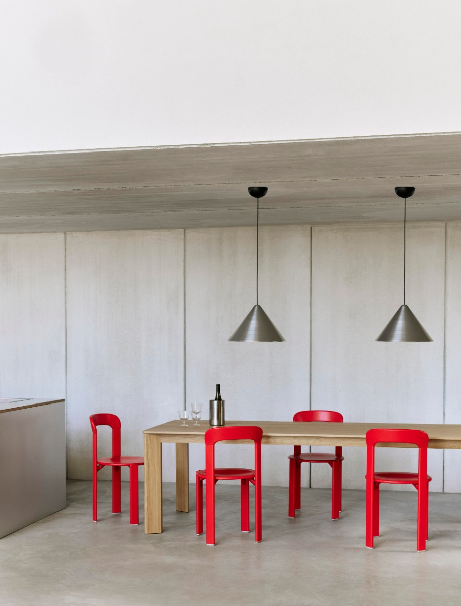 Hay Chisel 30 Table