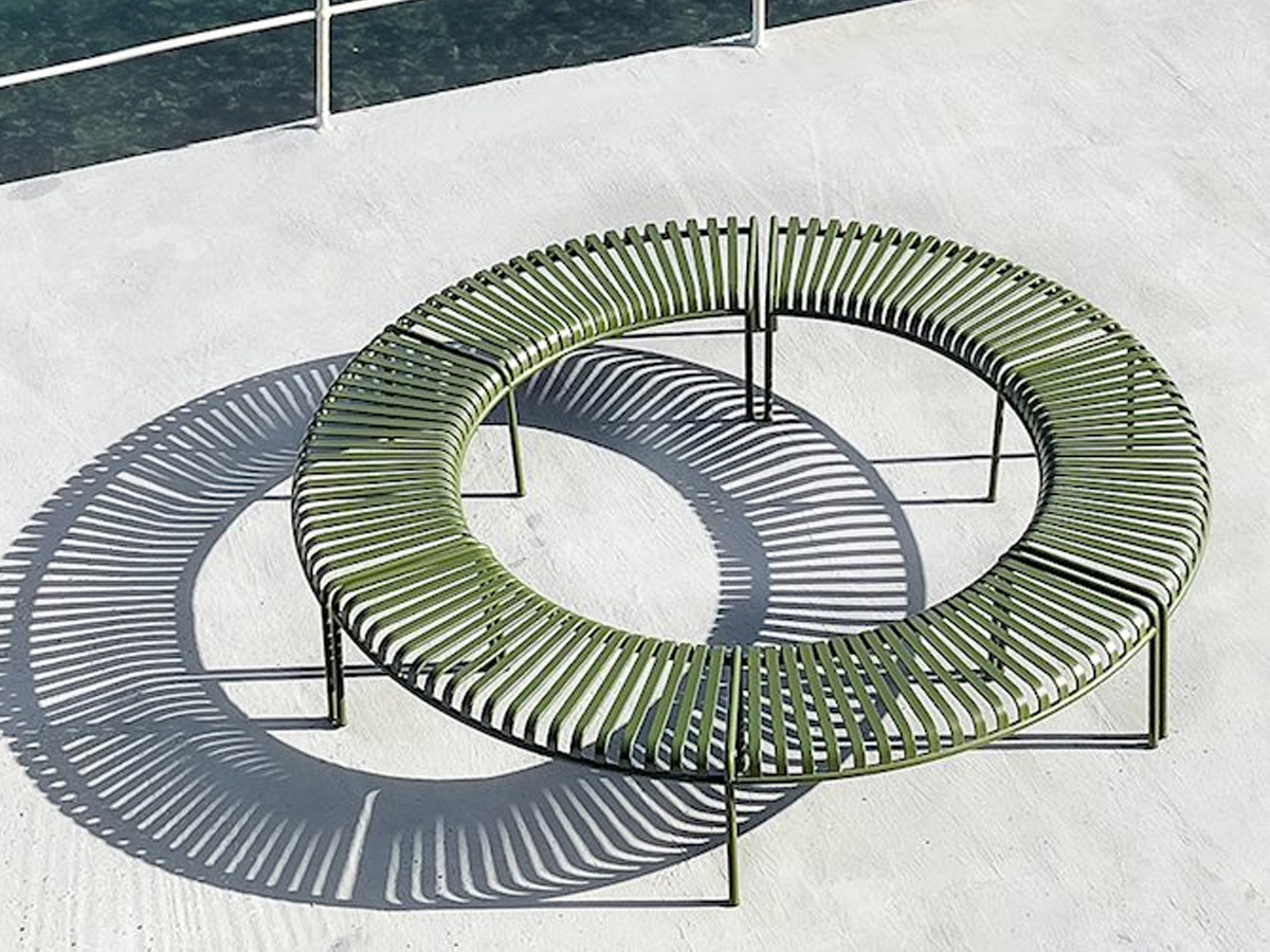 Hay Palissade Park Bench Incl Middle Leg