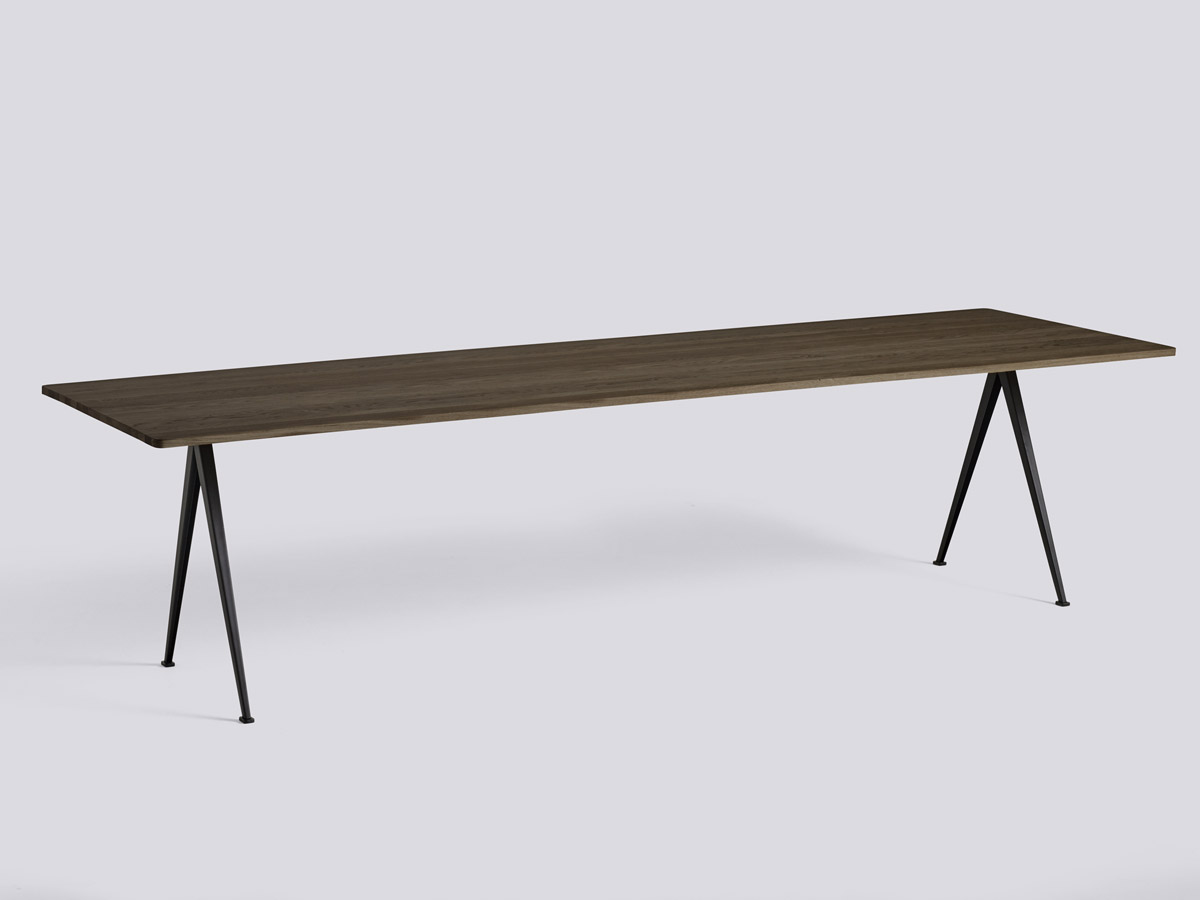 Hay Pyramid 02 Table