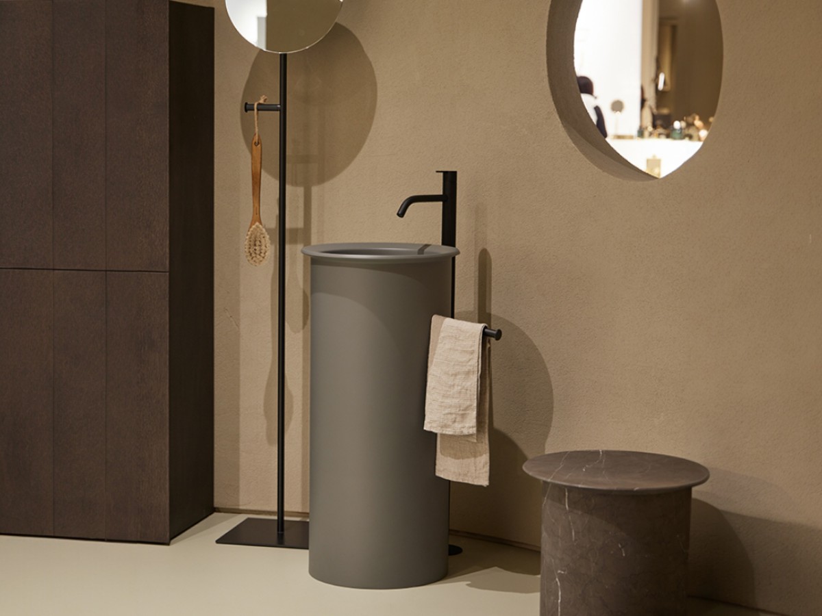 Inbani Edge88 Washbasin With Towel Rail Drain Installation To The Ground