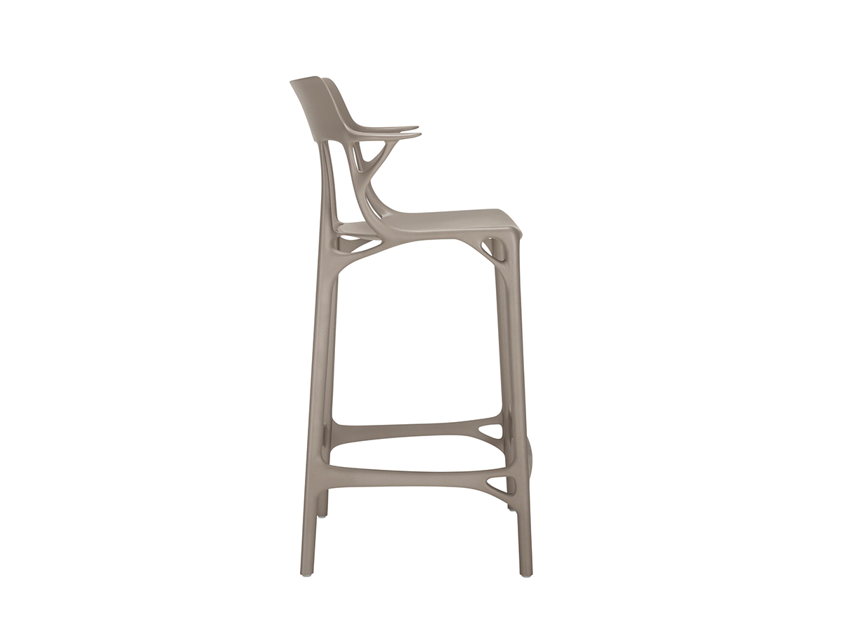 Табурет Kartell A.I., переработанный