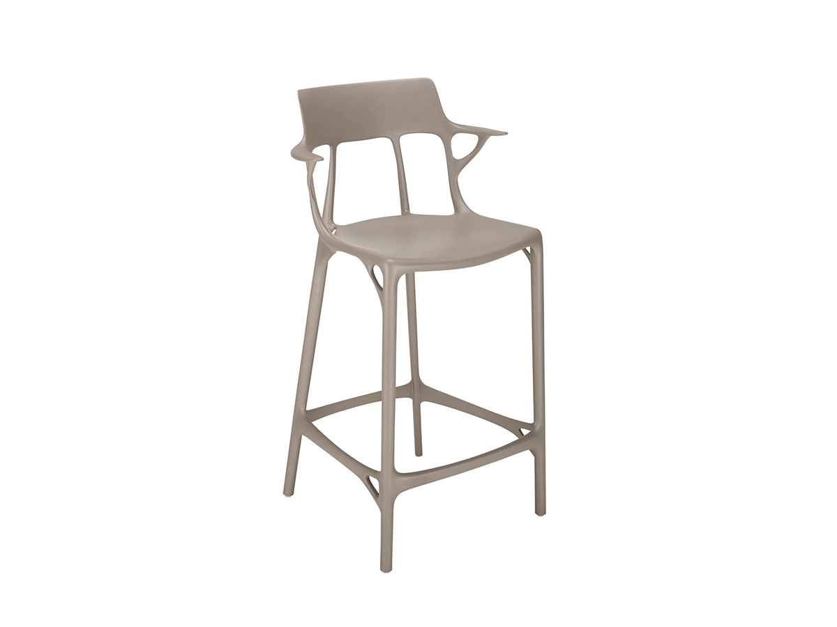 Табурет Kartell A.I., переработанный