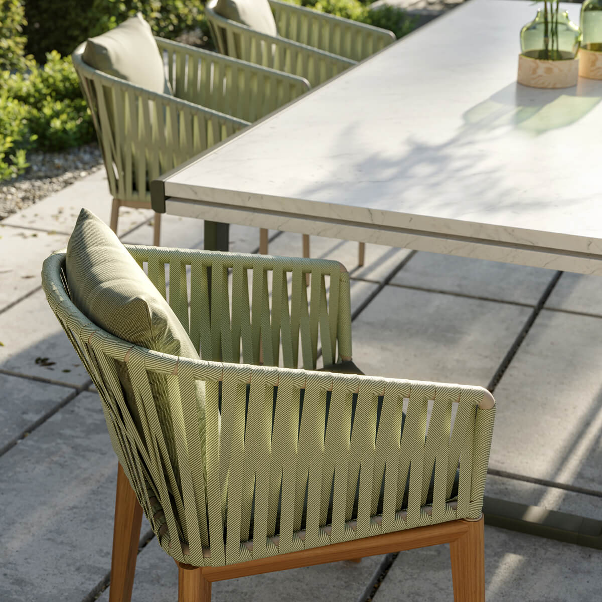 Kettal Bitta Extendable Table