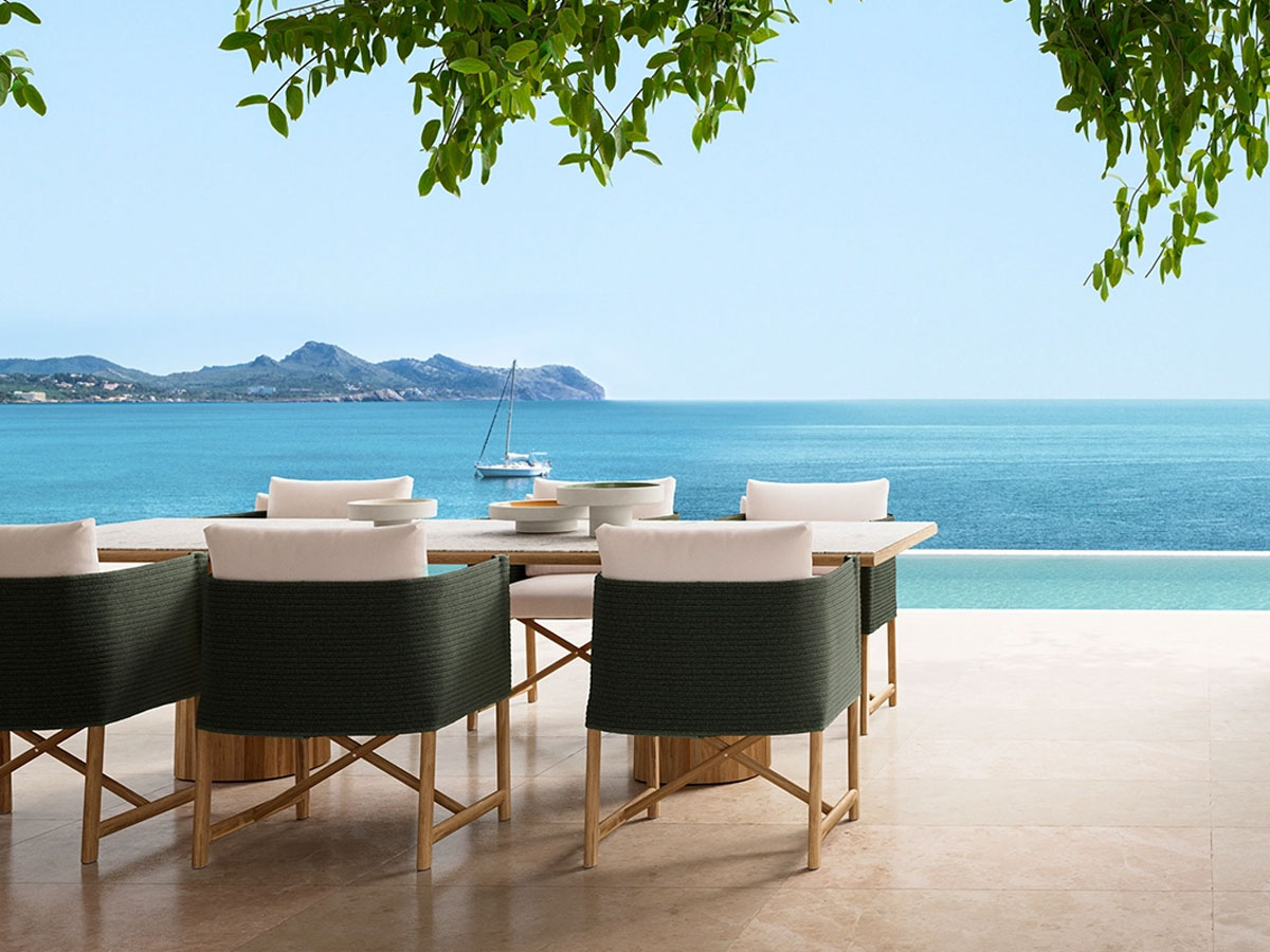 Kettal Giro Stackable Dining Armchair