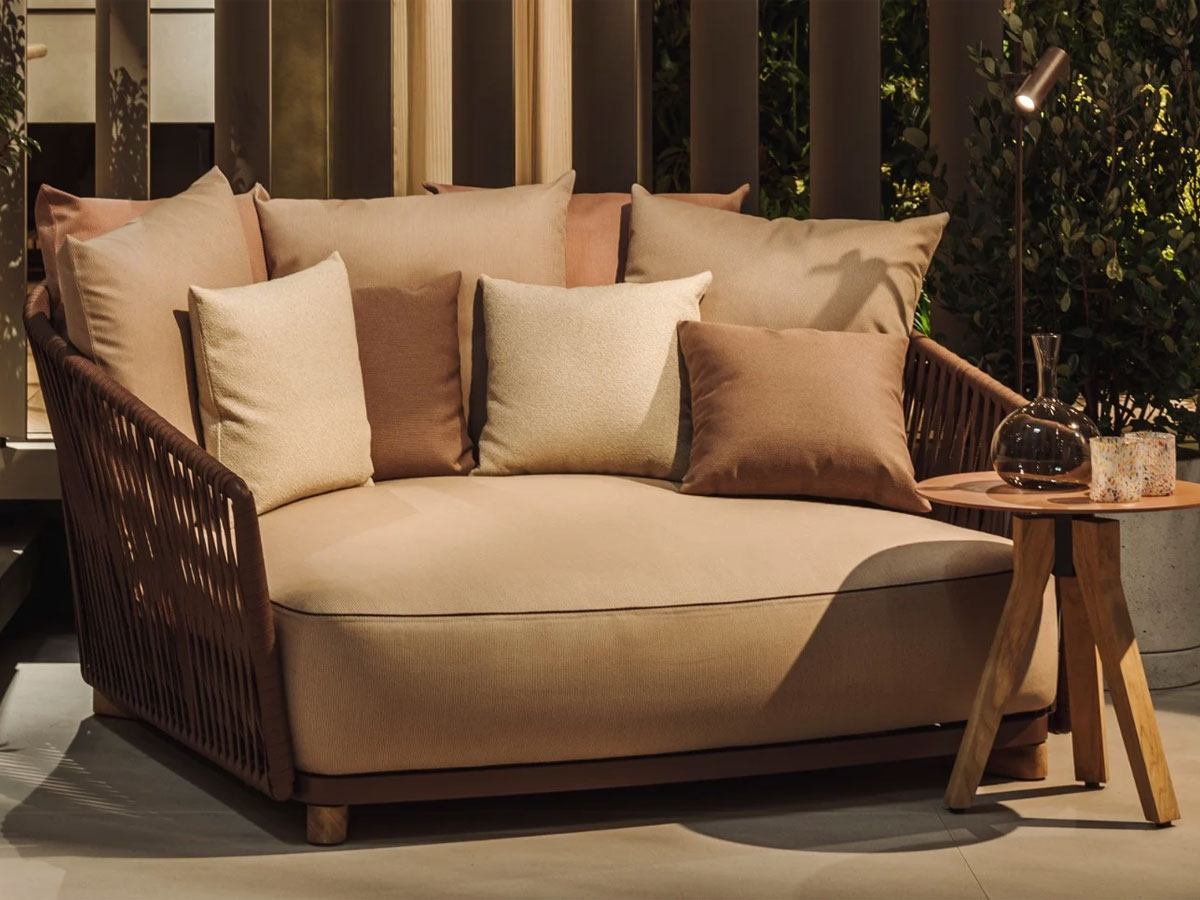 Kettal Grand Bitta Daybed