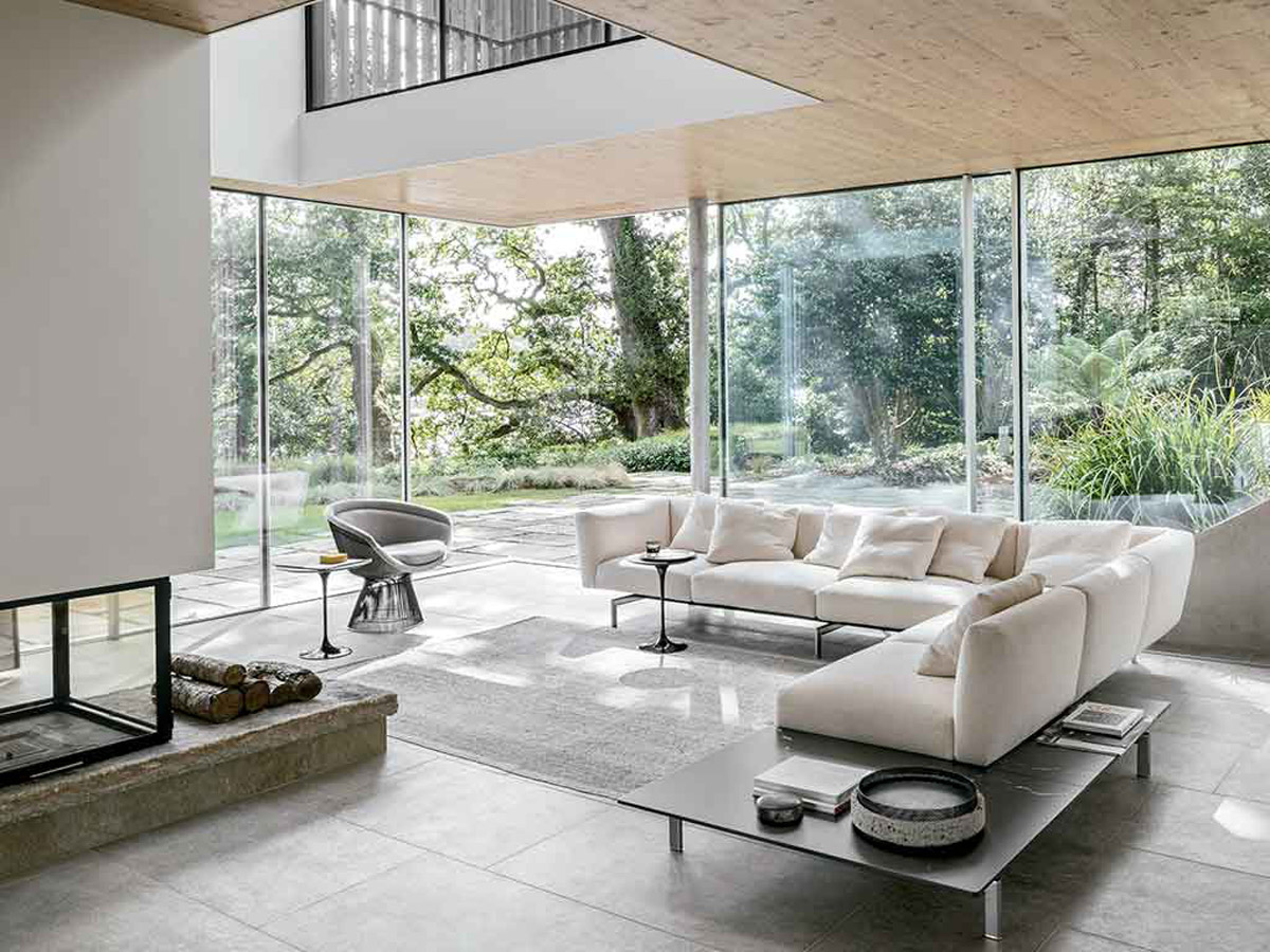 Knoll Avio Sofa Collection