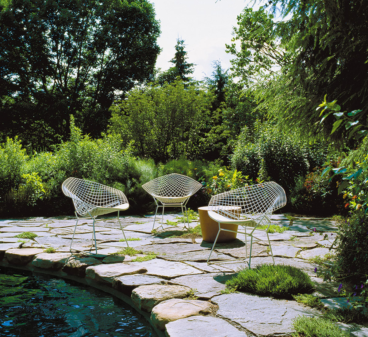 Knoll Bertoia Diamond Chair Outdoor