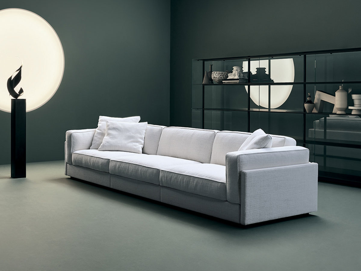 Knoll Gould Sofa