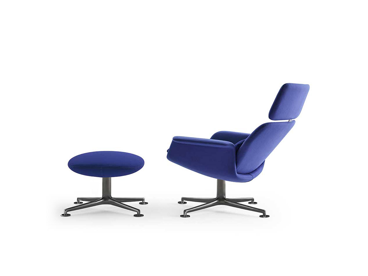Knoll Kn Swivel And Reclining High Back Chair