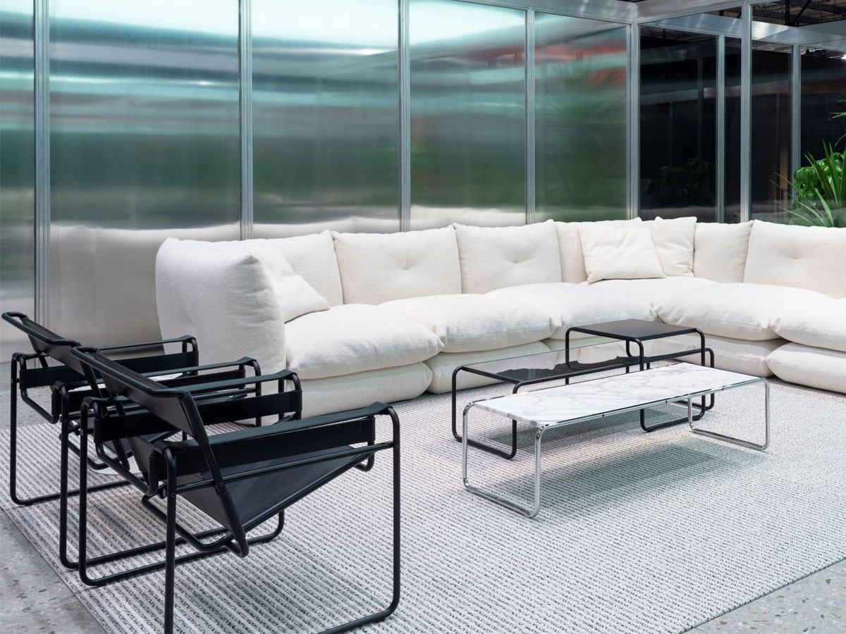 Knoll Laccio Coffee Table