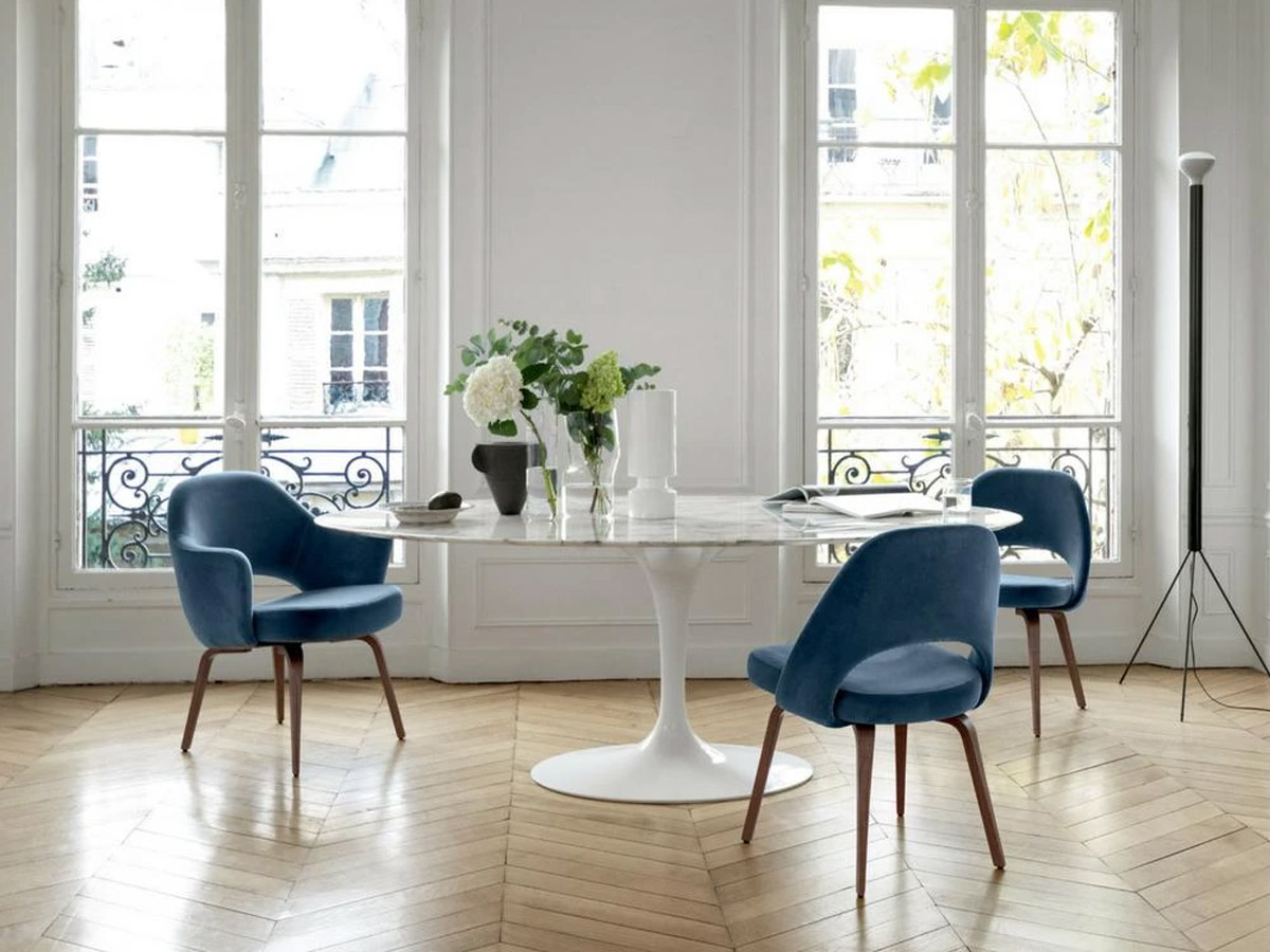 Knoll Saarinen Table Round