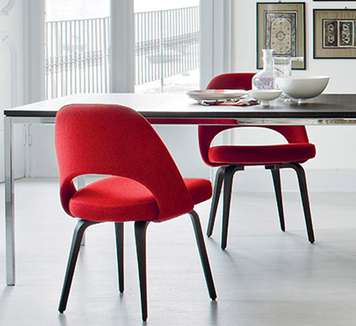 Knoll Saarinen Conference Chair