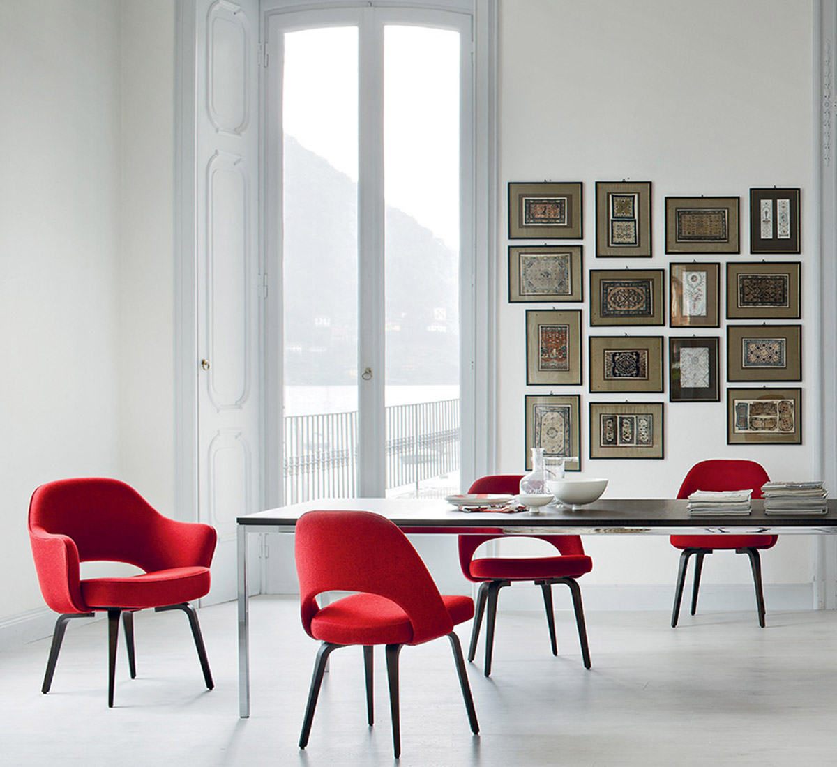 Knoll Saarinen Conference Armchair Legs Oak